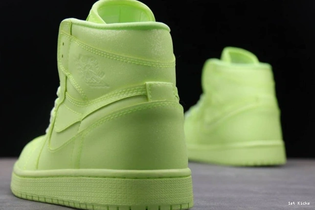 1st Kicks jordan 1 retro barely ah7389- 1275 StreetReady air high volt 1122